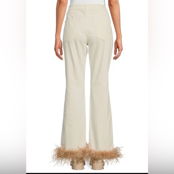 NWT Gianni Bini White Pants with Feather Trim. Removable. Size 26. - Picture 1 of 13